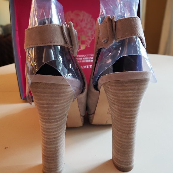 Vince Camuto Gilsa Peep Toe Bootie size 10 - Picture 4 of 6